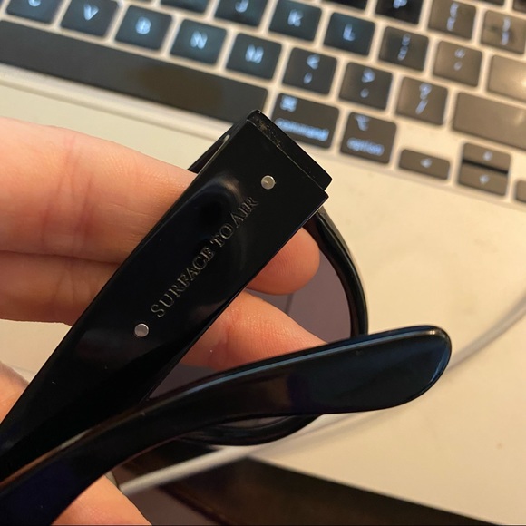 GUC Surface to Air arabella sunglasses black - Picture 3 of 5